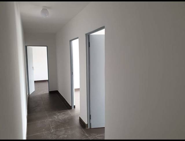 755M² WAREHOUSE FOR SALE IN KILLARNEY GARDENS